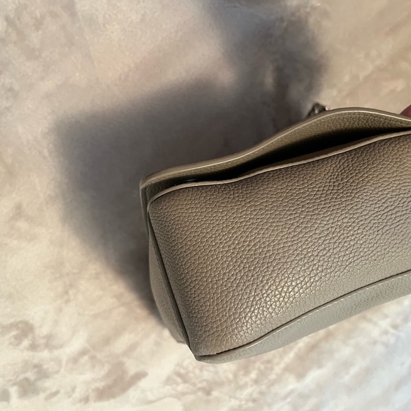 Tory Burch Classic Handbag - Picture 8 of 16